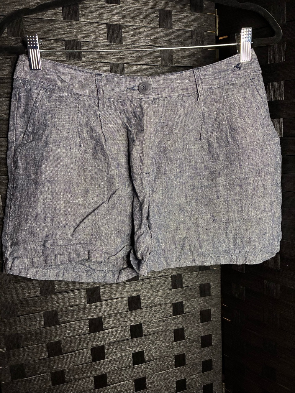 Somewhere Linen-Blend Shorts in Heathered Blue